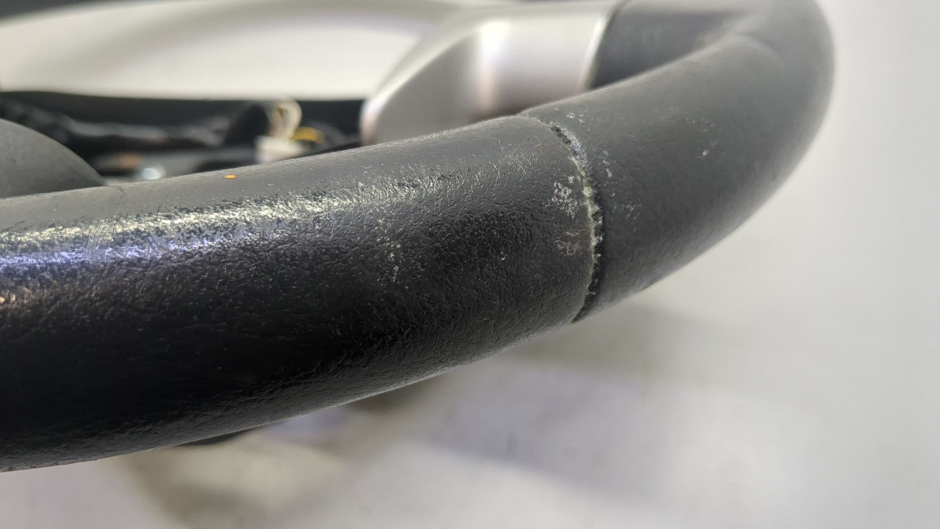 Рулевое колесо (руль)