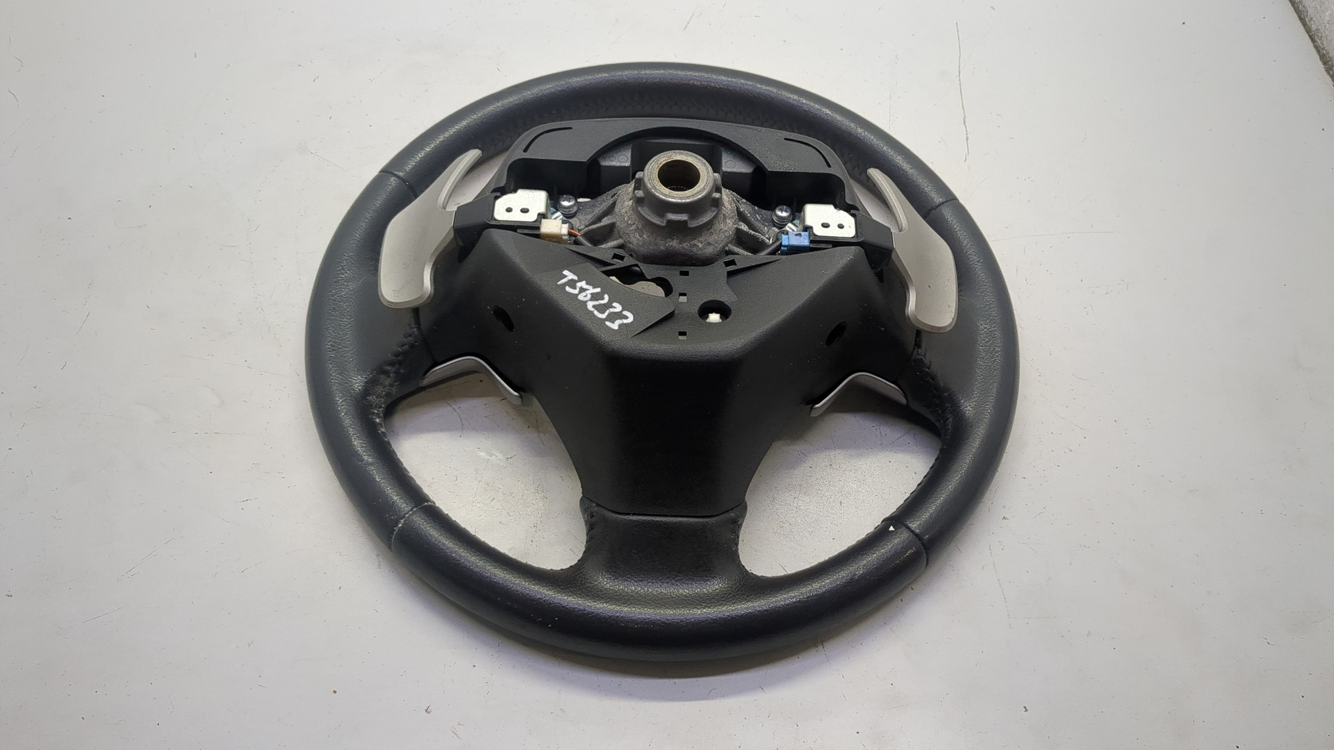 Рулевое колесо (руль)