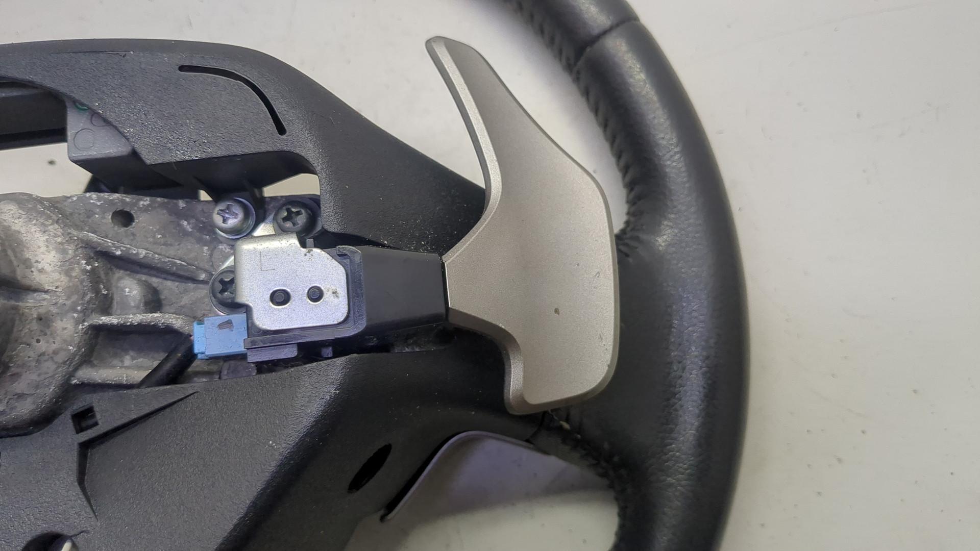 Рулевое колесо (руль)