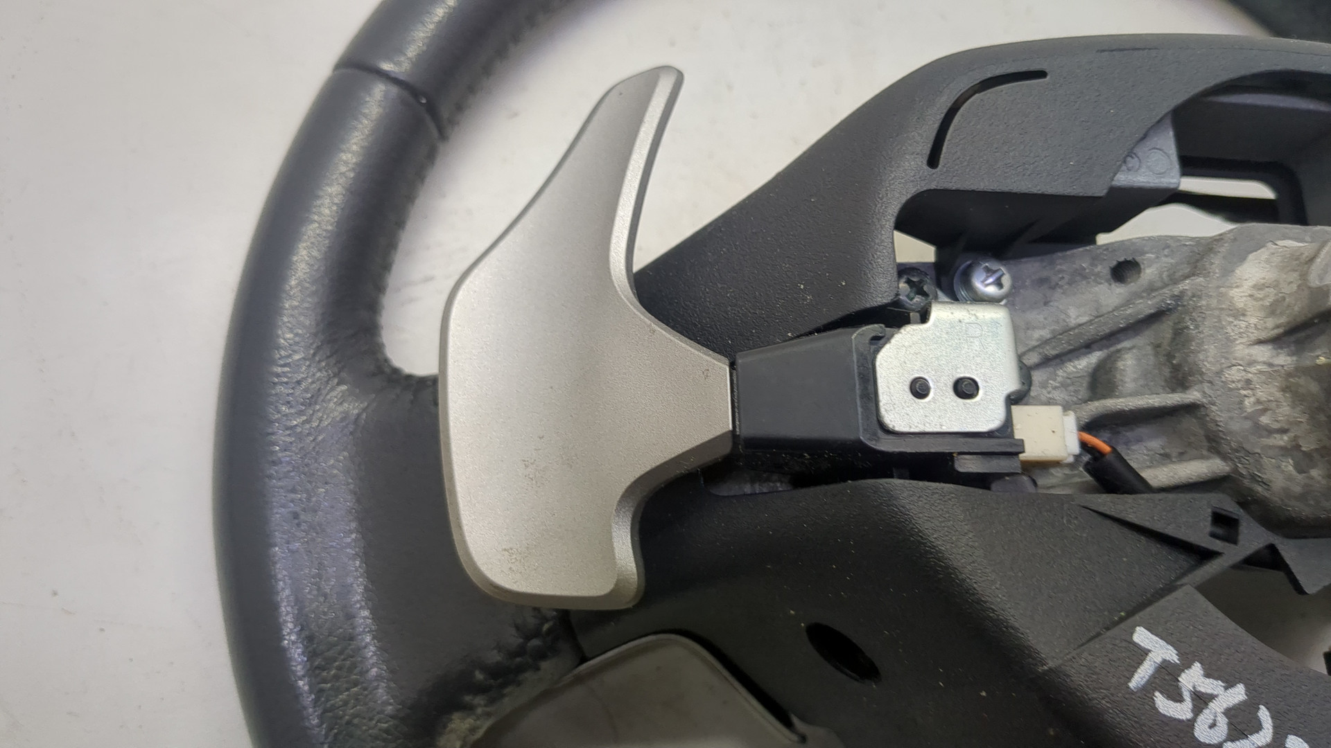 Рулевое колесо (руль)