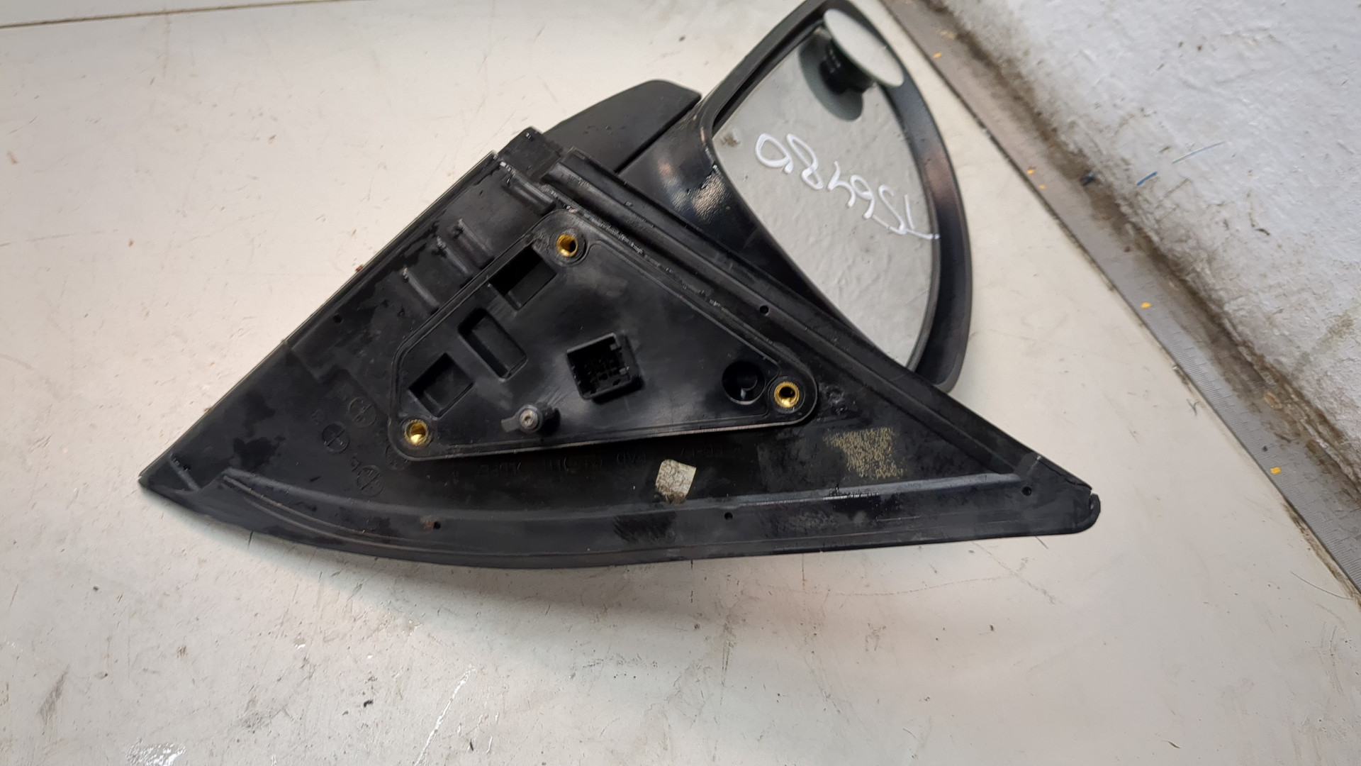 Зеркало левое электрическое