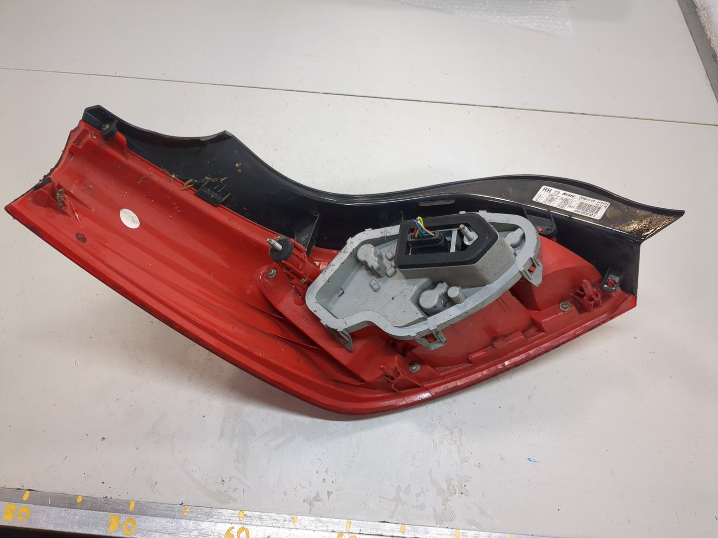 Фонарь задний правый