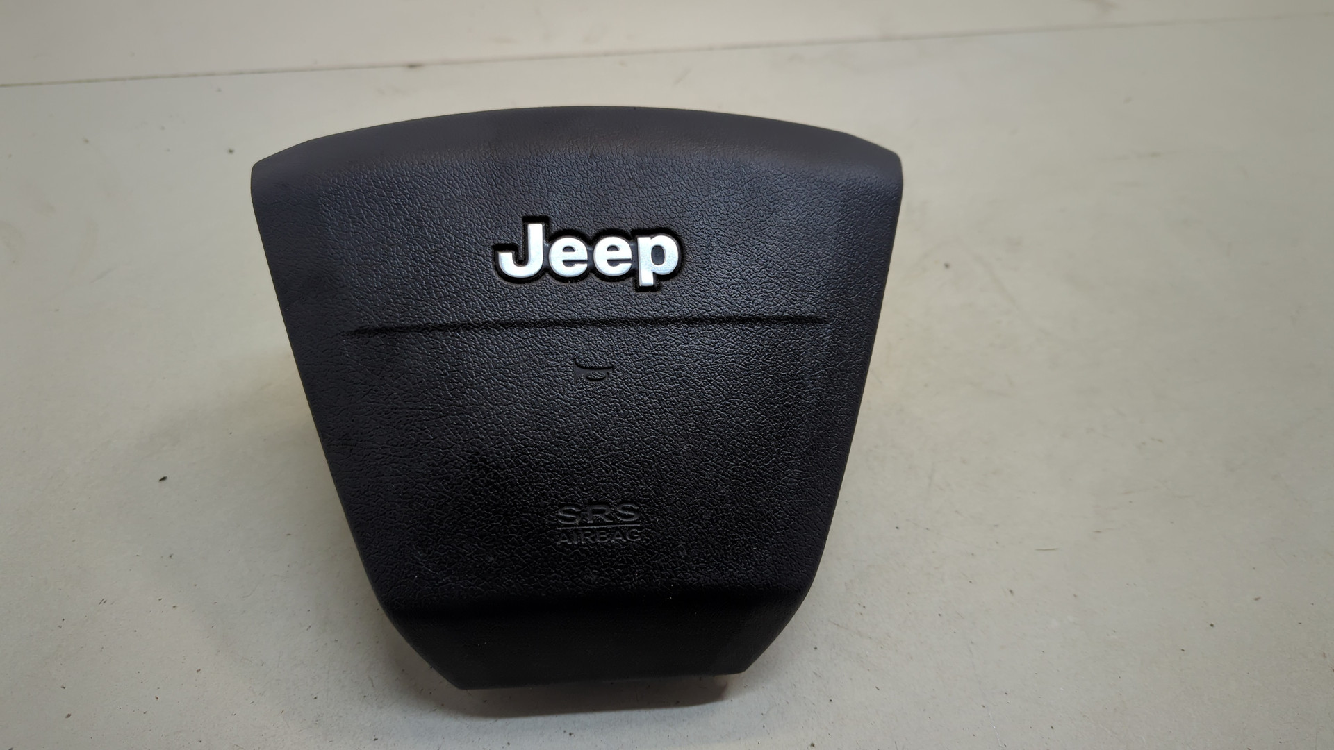 Подушка безопасности в рулевое колесо