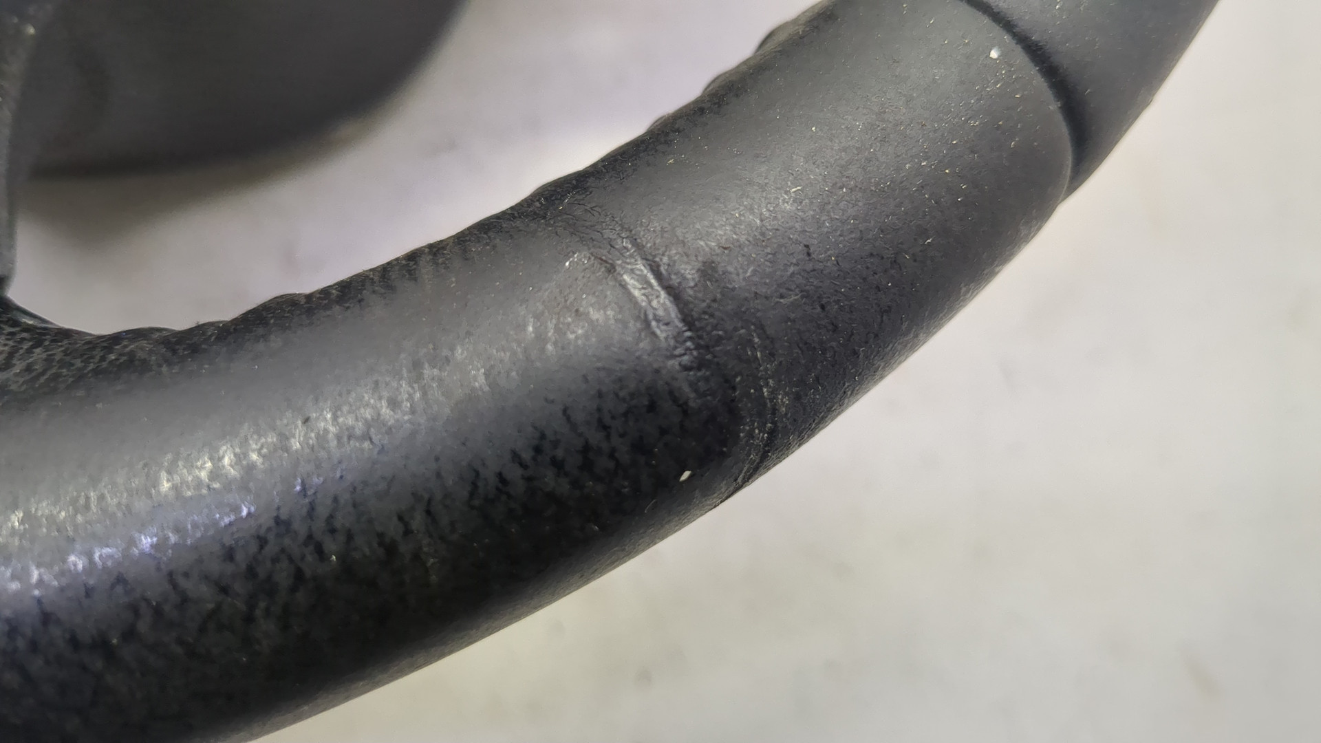 Рулевое колесо (руль)