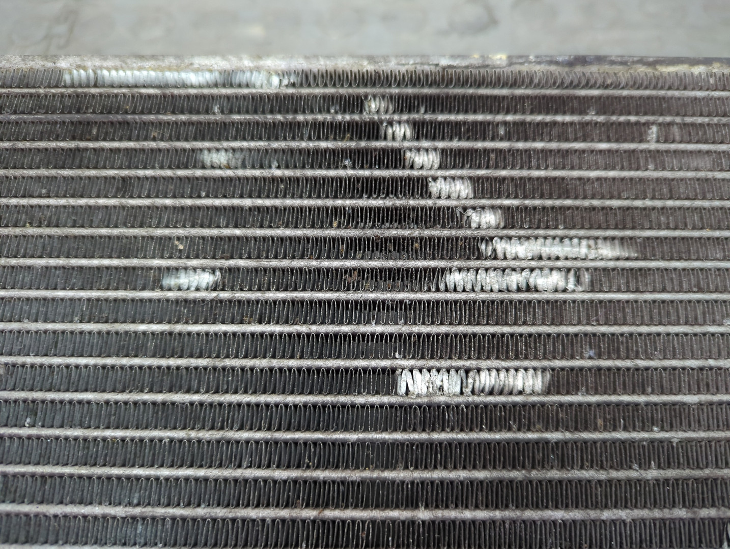 Радиатор охлаждения двигателя основной