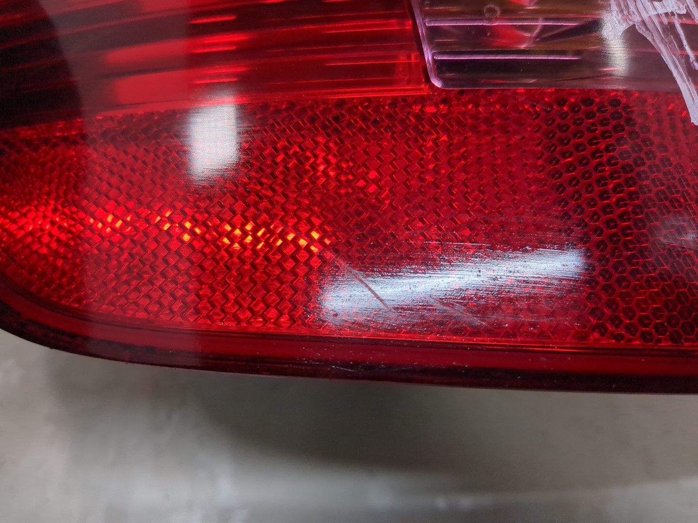 Фонарь задний левый