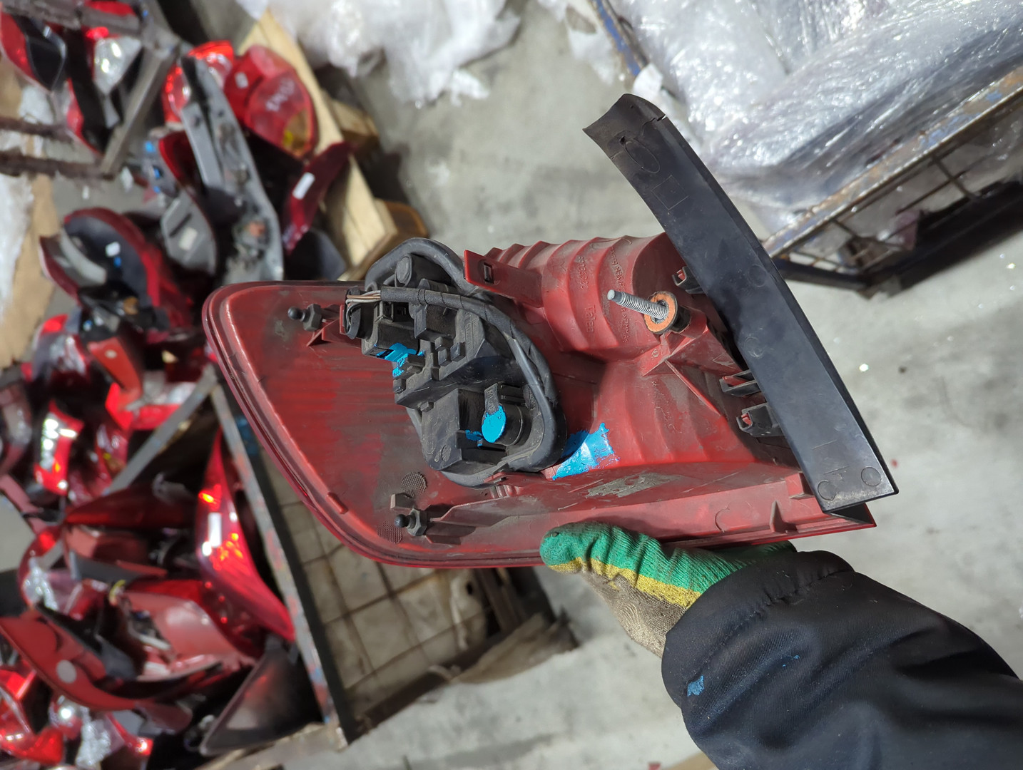 Фонарь задний правый