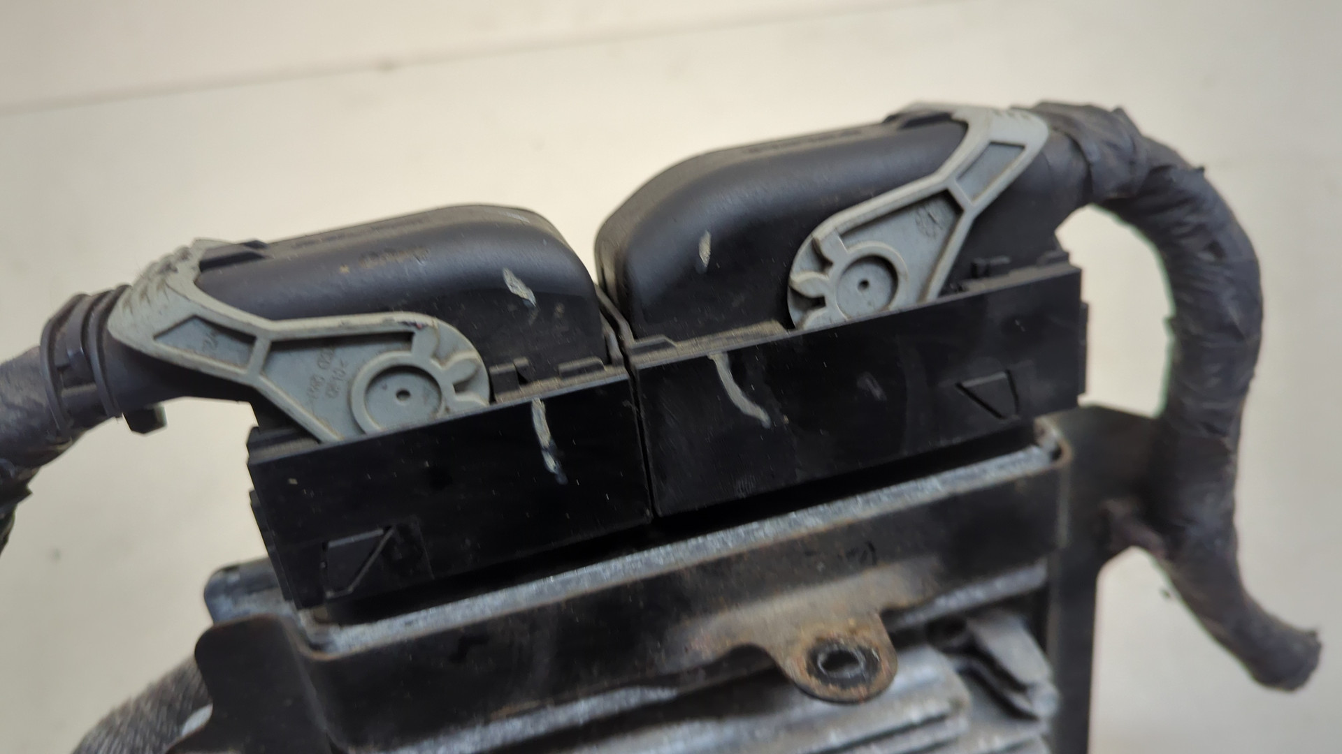 Блок управления двигателем