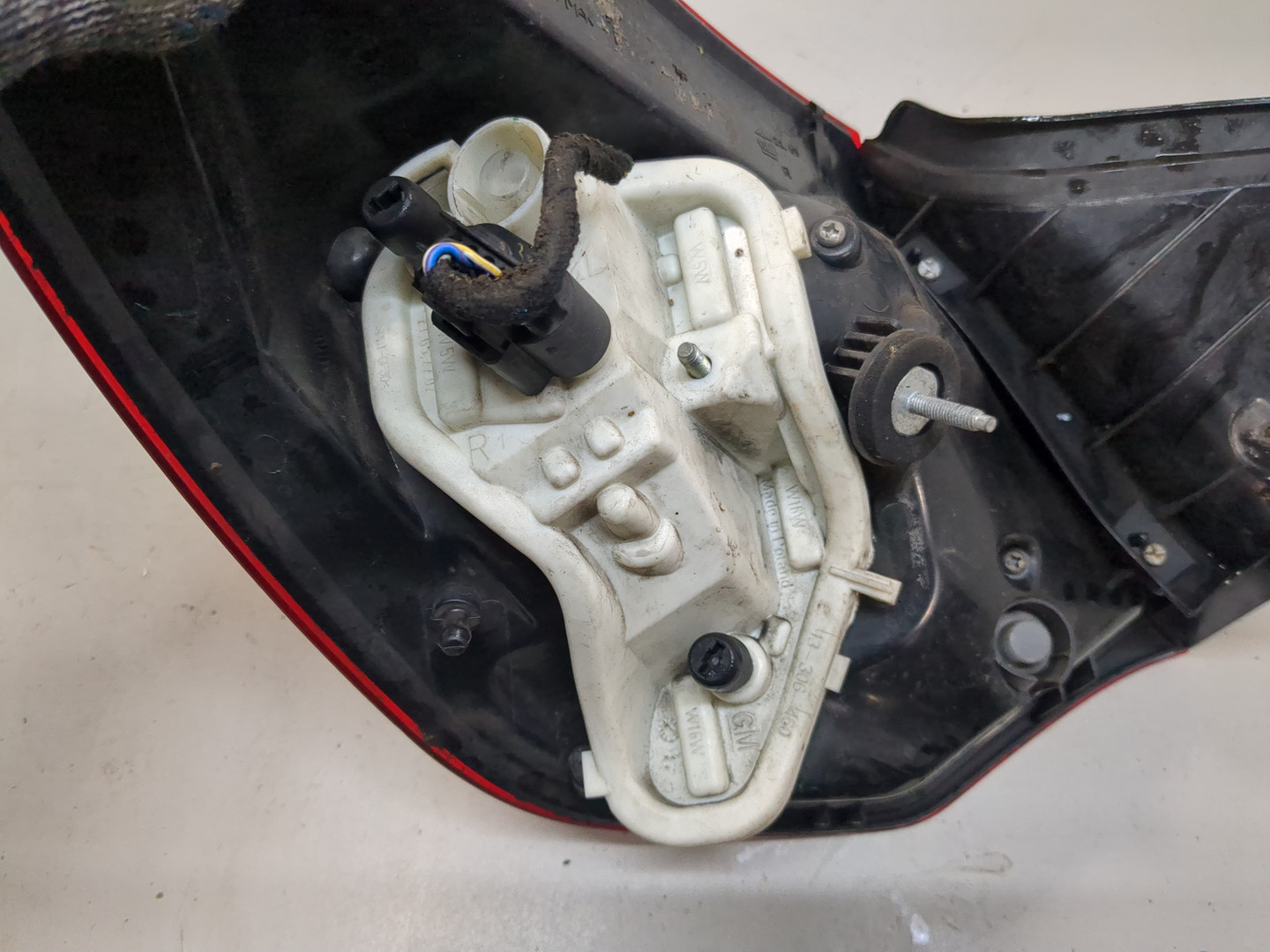 Фонарь задний правый