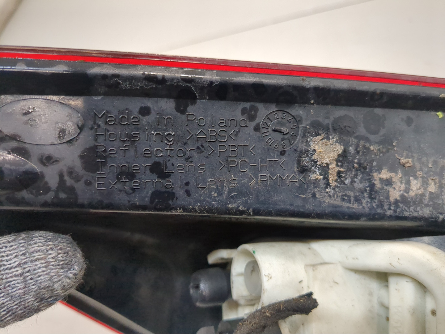 Фонарь задний правый