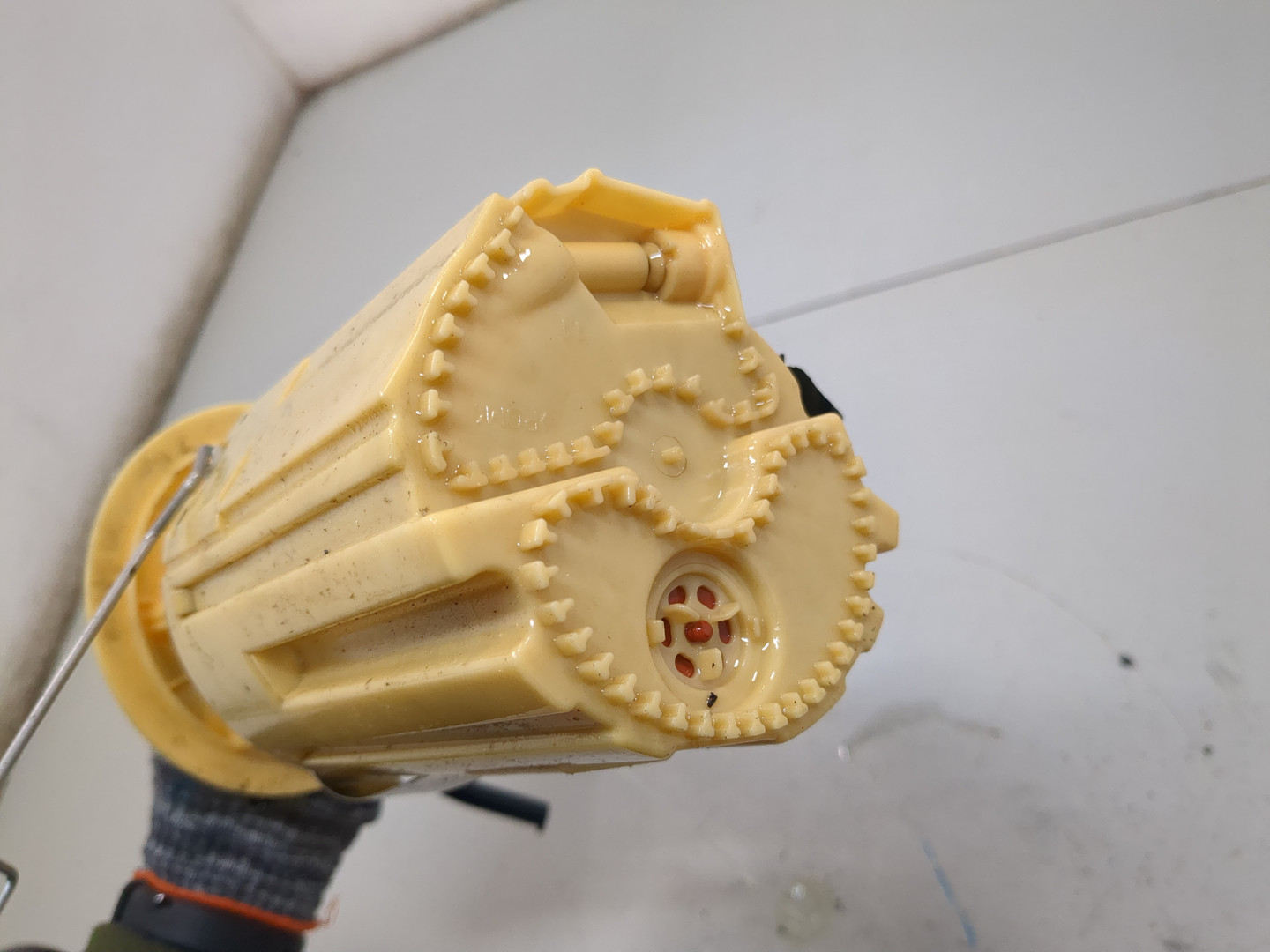 Насос топливный электрический