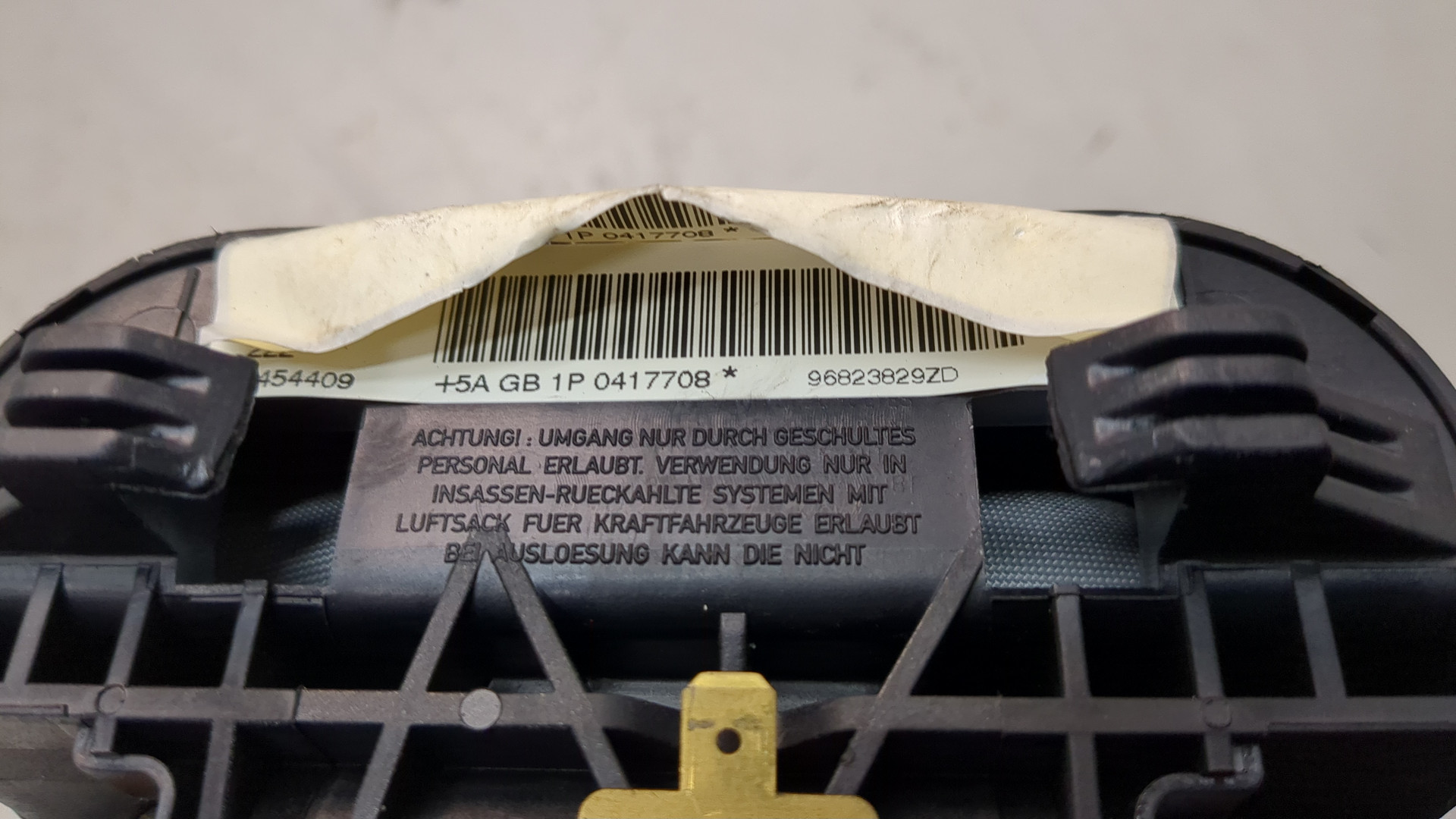 Подушка безопасности в рулевое колесо