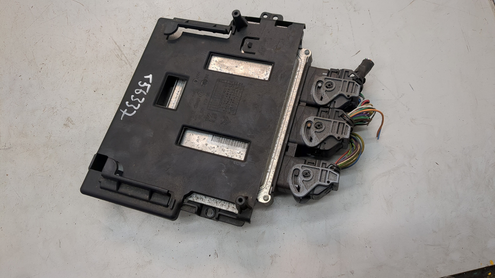 Блок управления двигателем