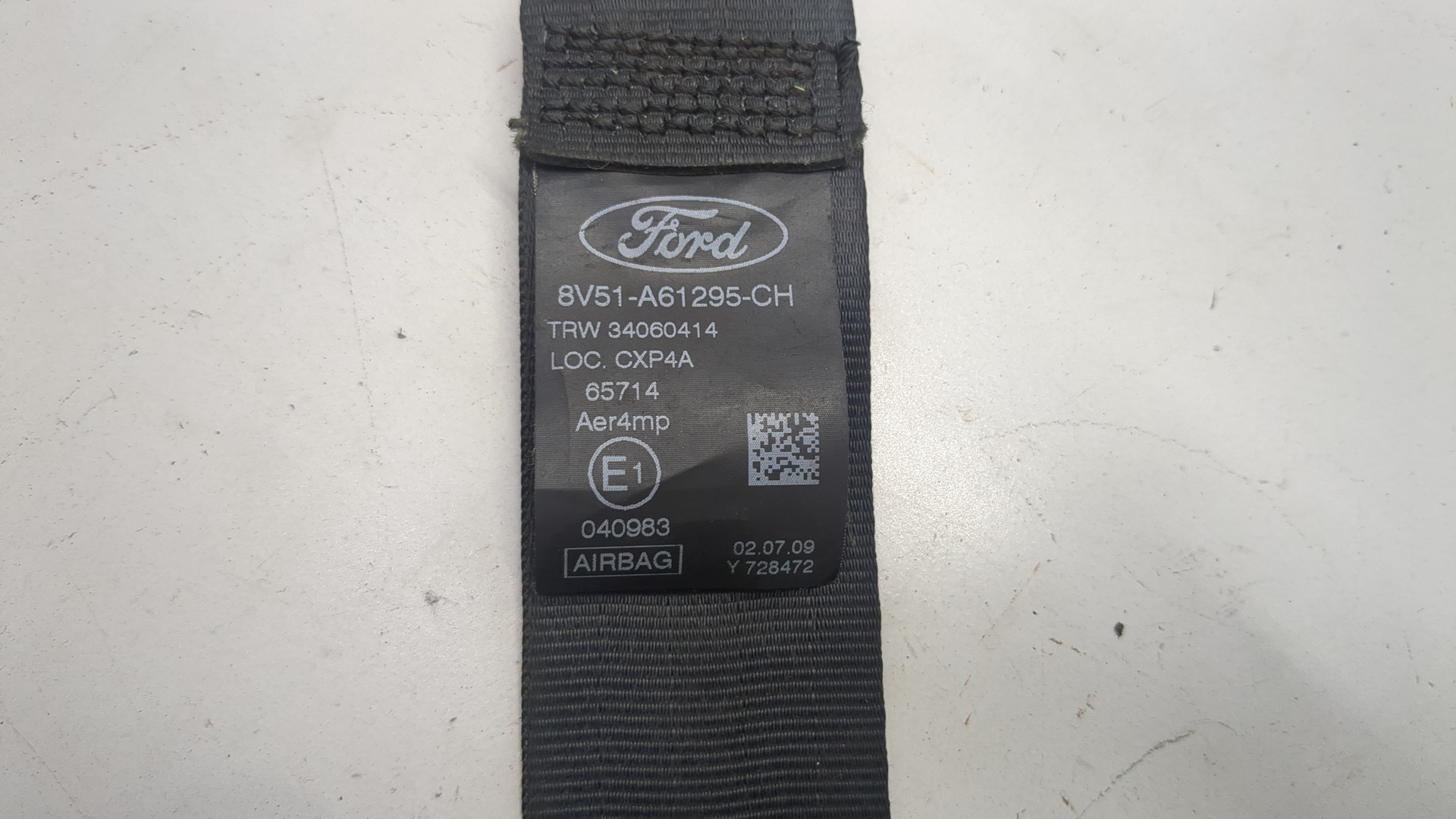 Ремень безопасности