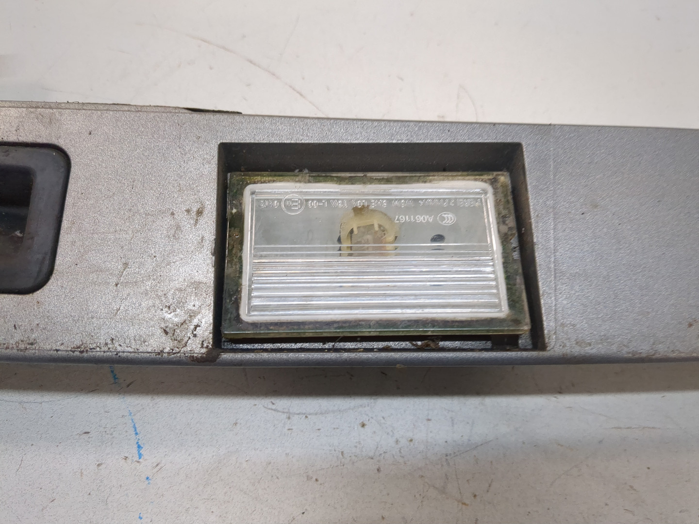 Накладка крышки багажника