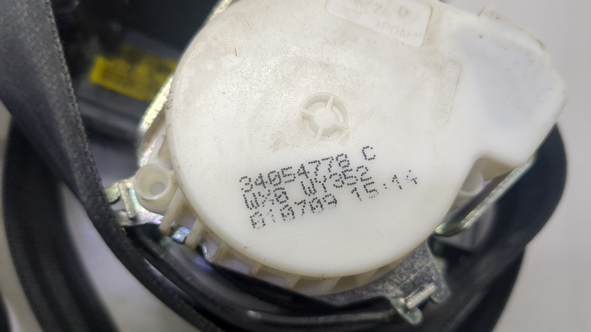 Ремень безопасности