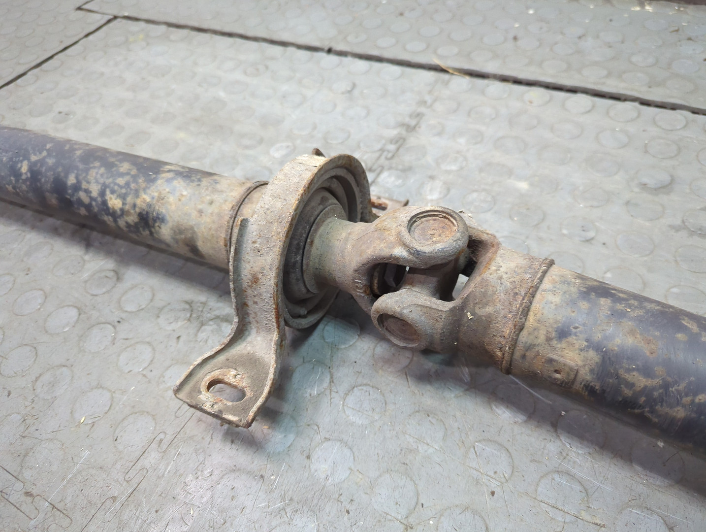 Вал карданный задний