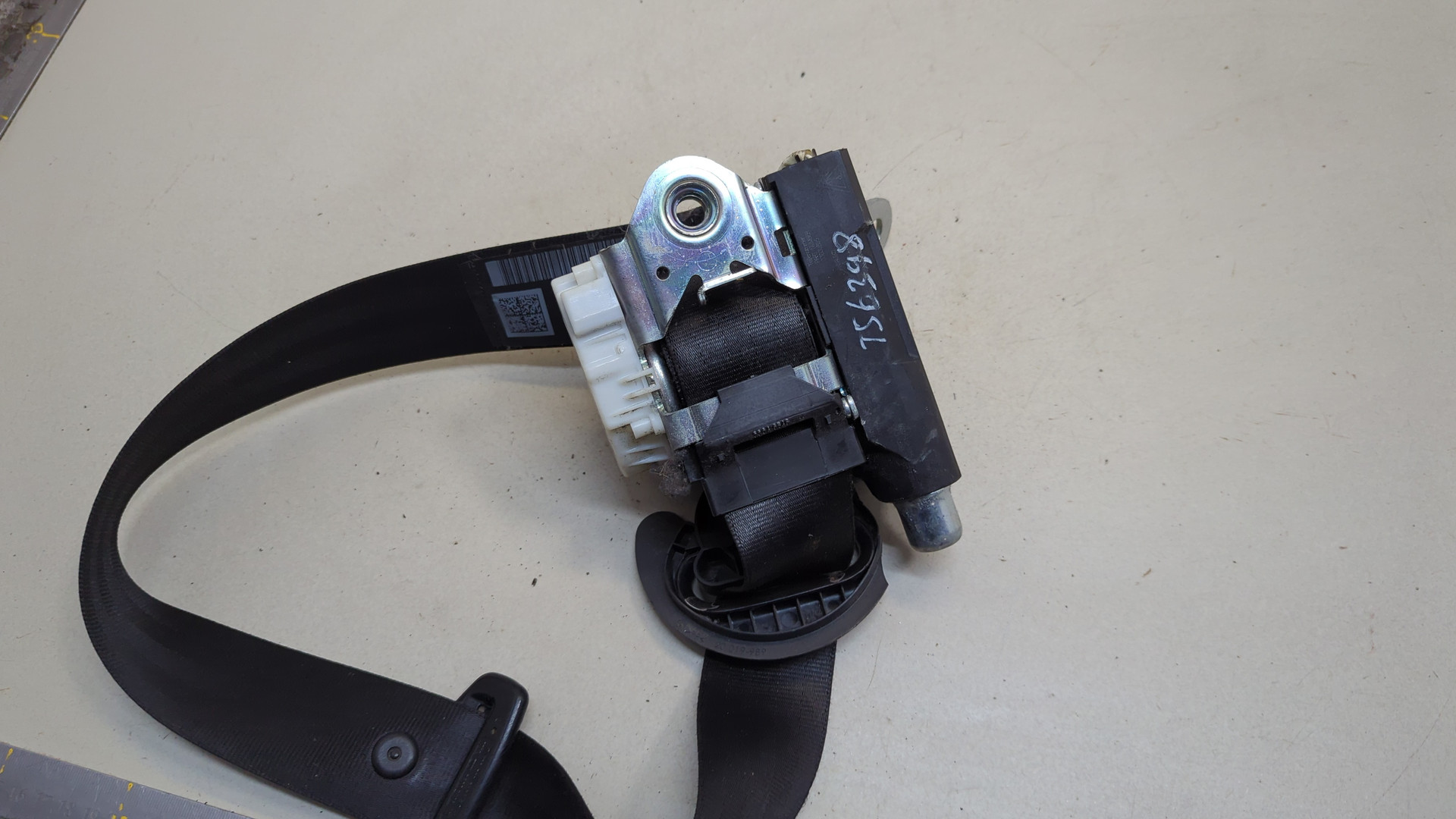 Ремень безопасности