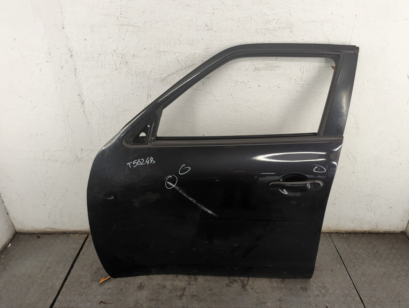 Дверь передняя левая