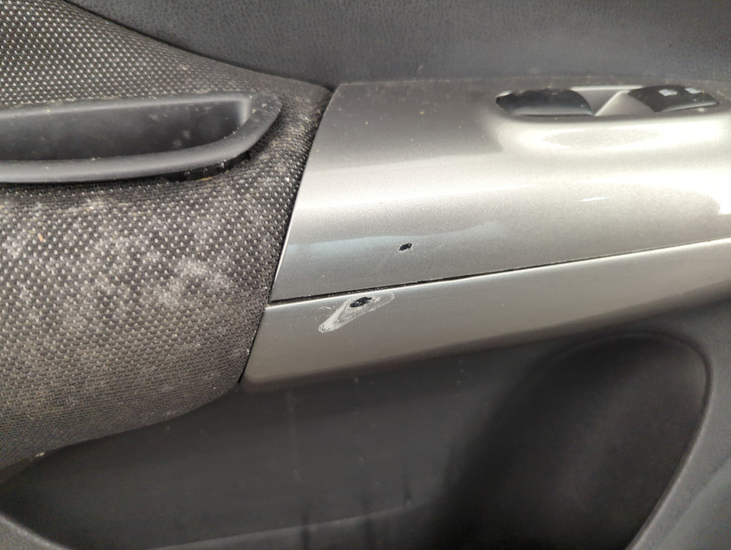 Дверь передняя левая