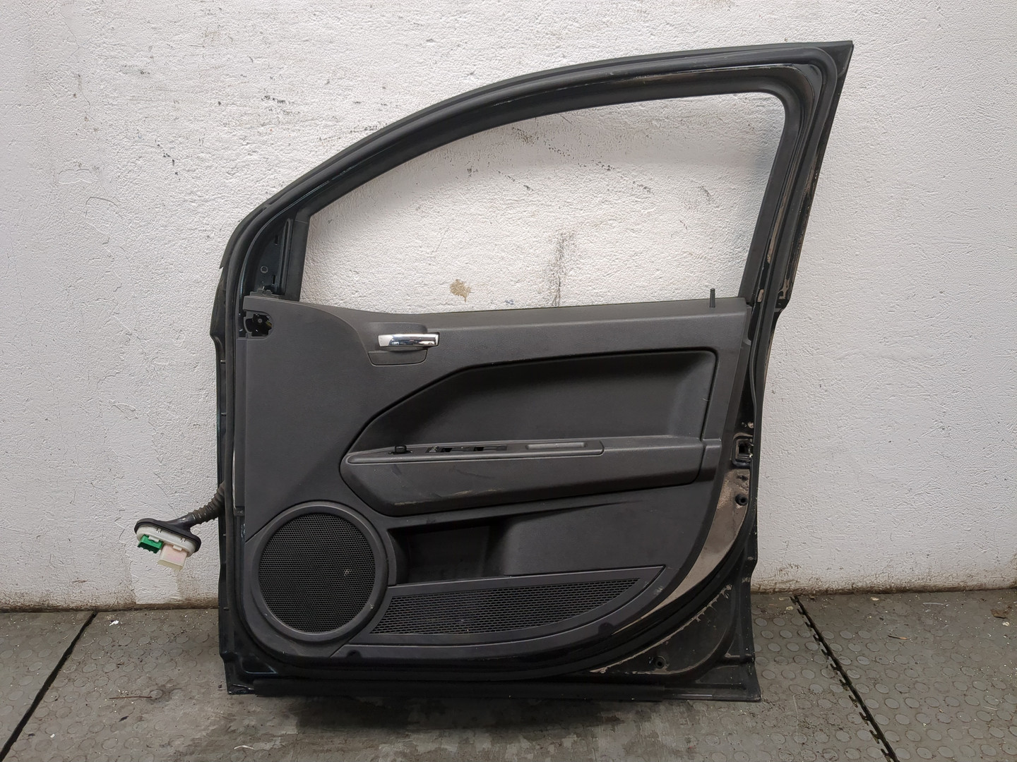 Дверь передняя правая