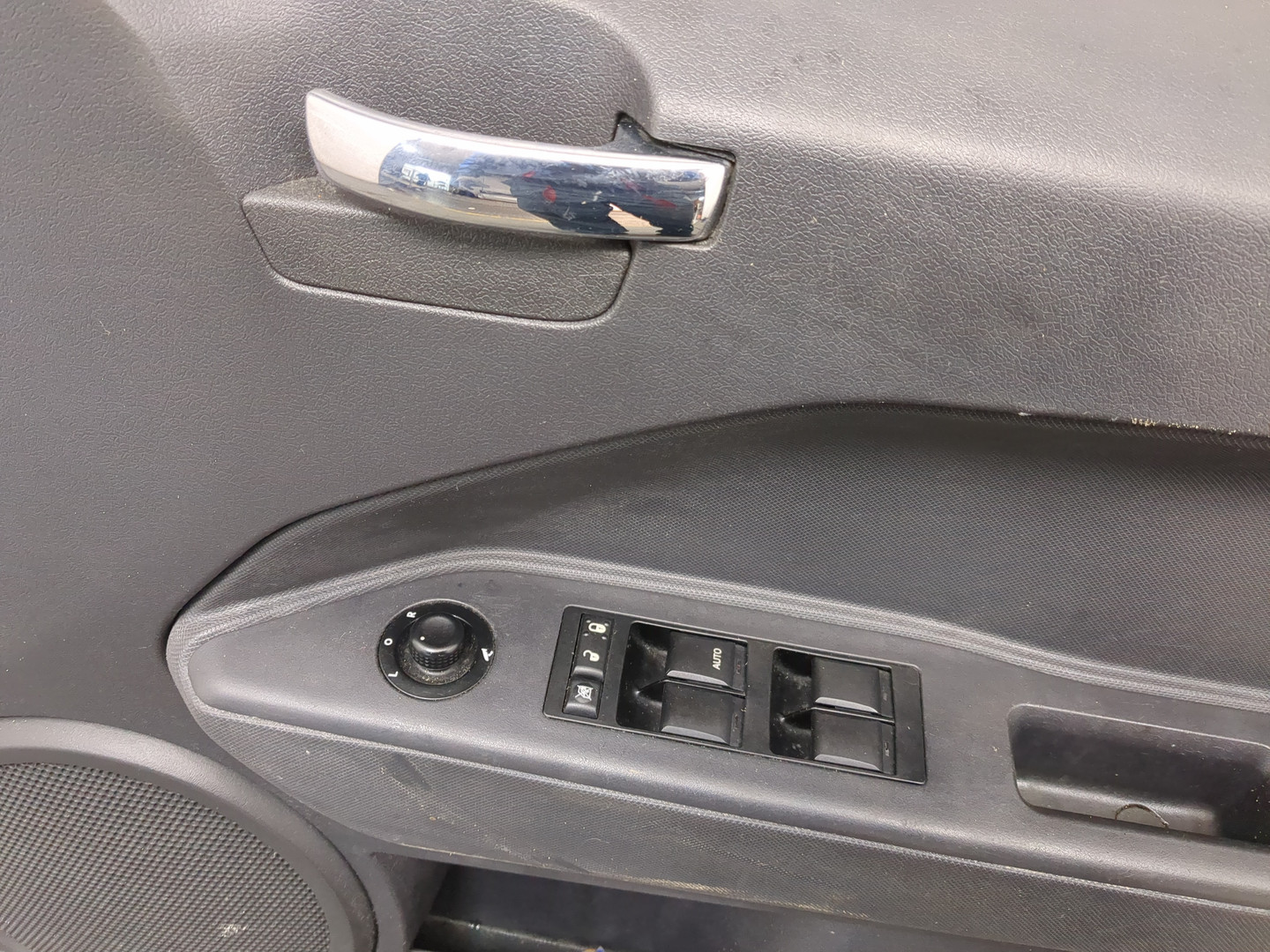 Дверь передняя правая