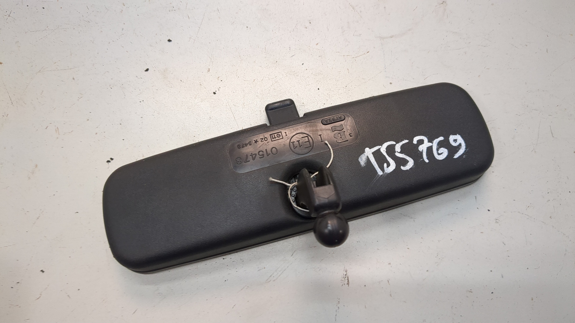 Зеркало заднего вида