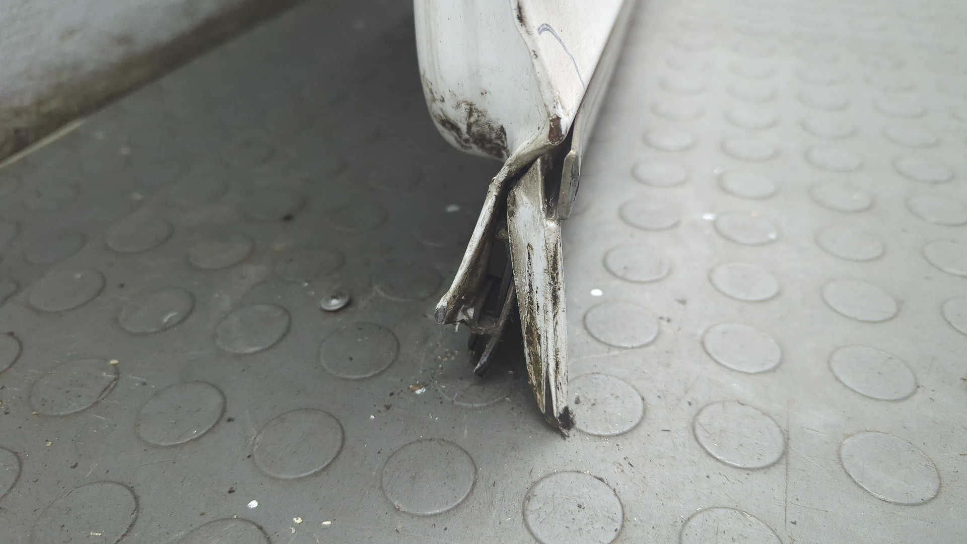 Дверь передняя правая