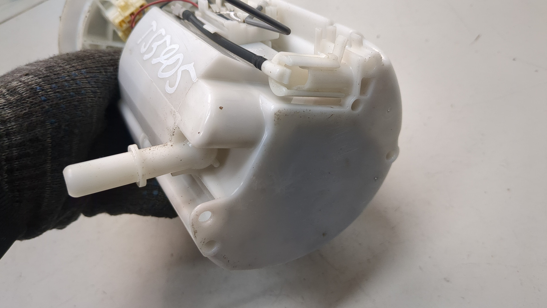 Насос топливный электрический