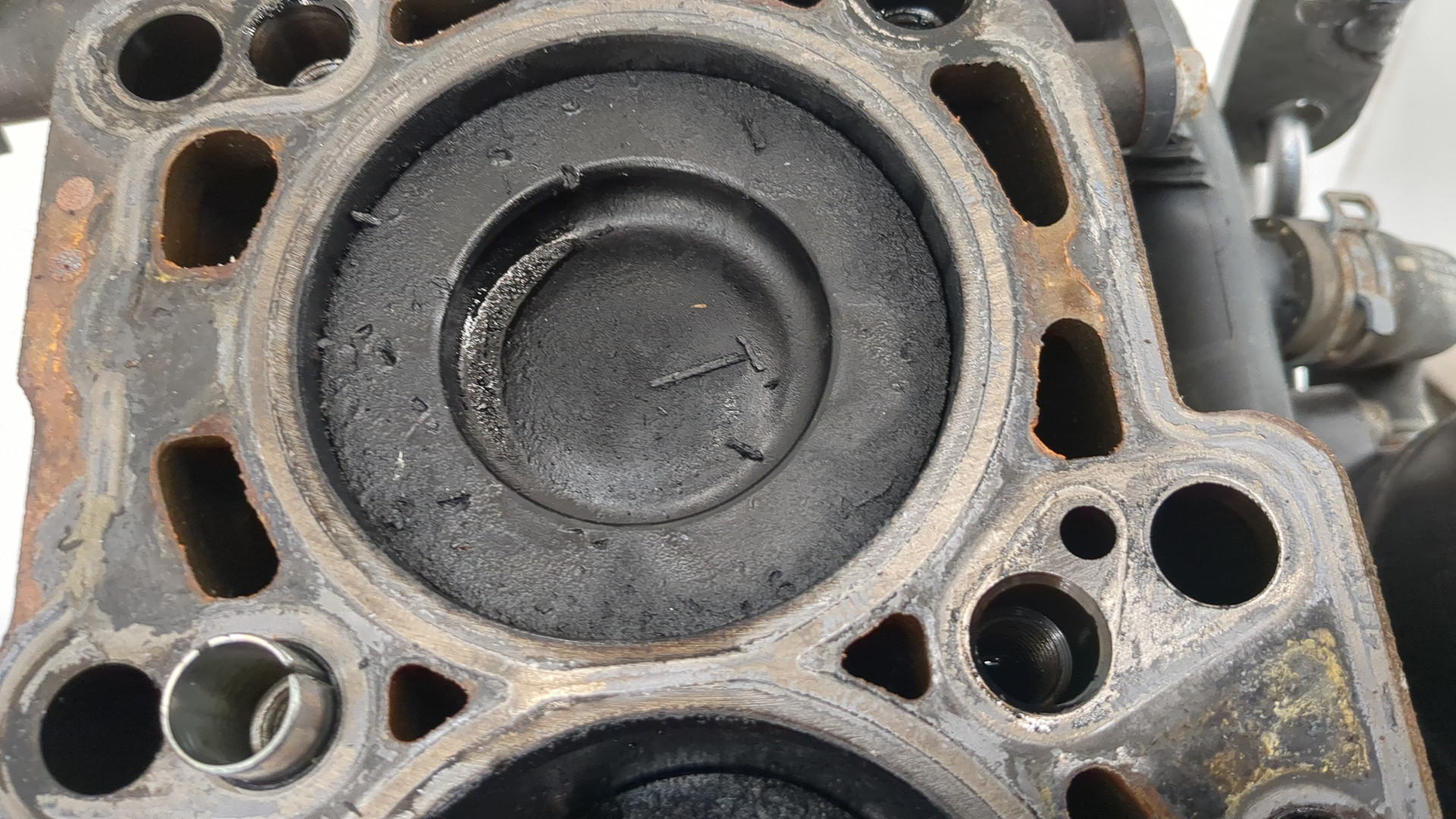 Блок двигателя