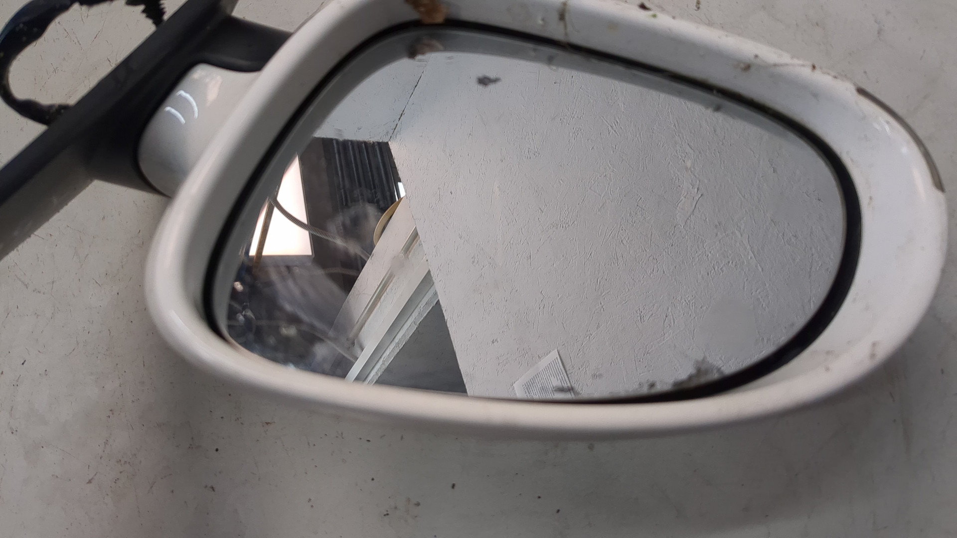 Зеркало левое электрическое