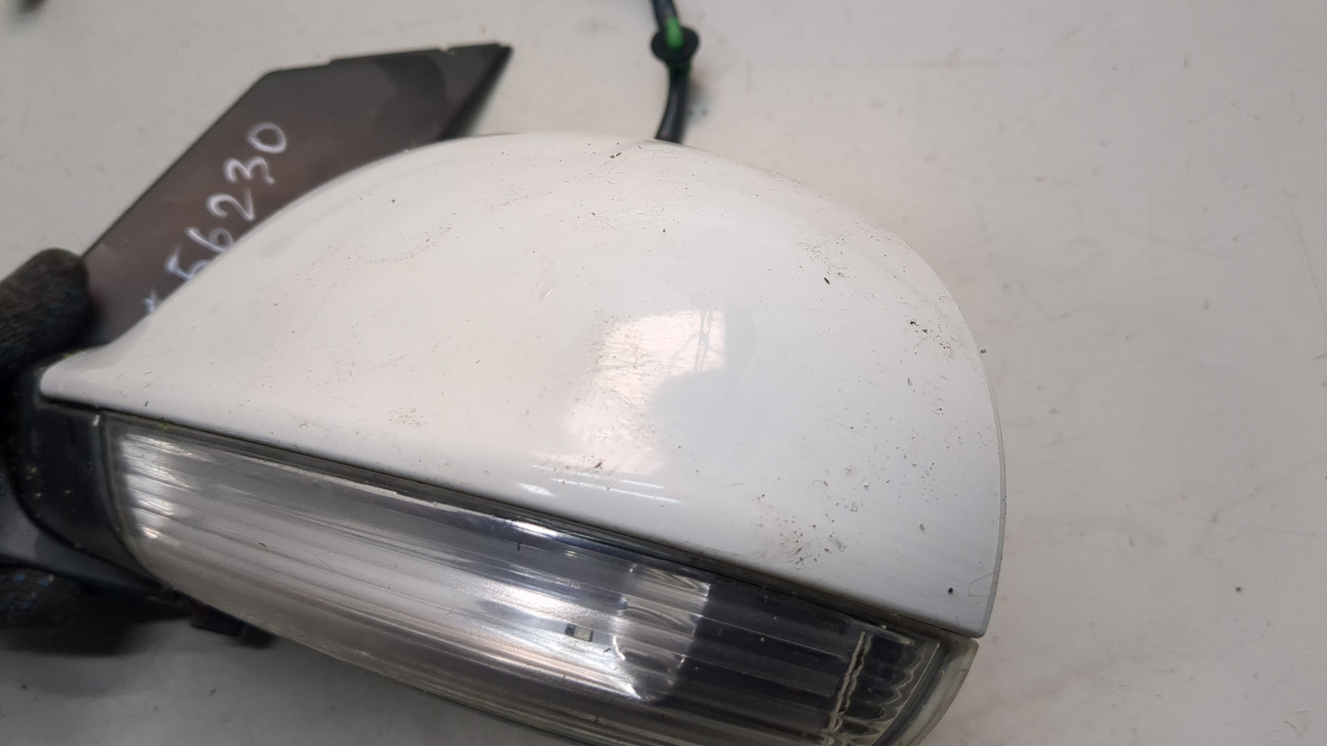 Зеркало левое электрическое