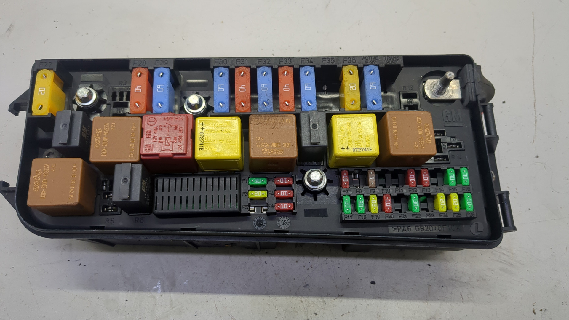 Блок предохранителей