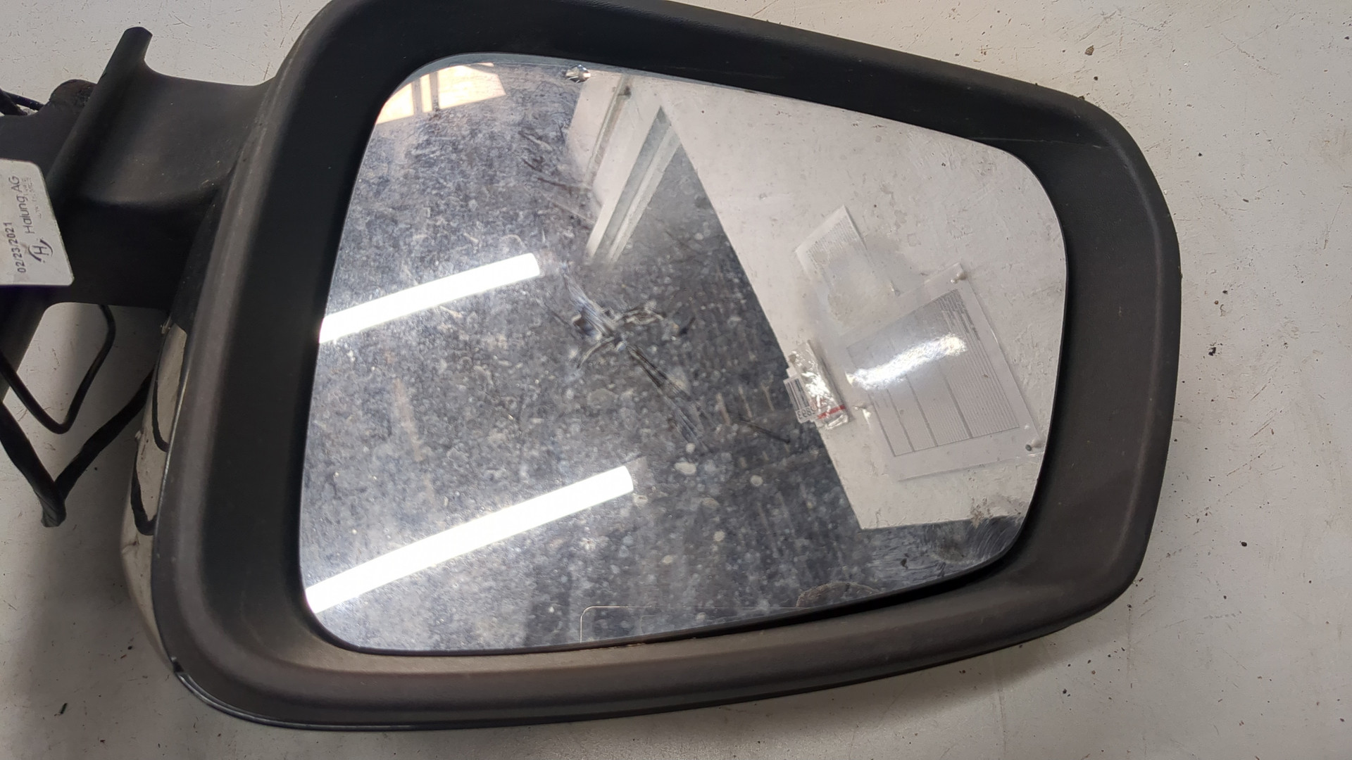 Зеркало левое электрическое