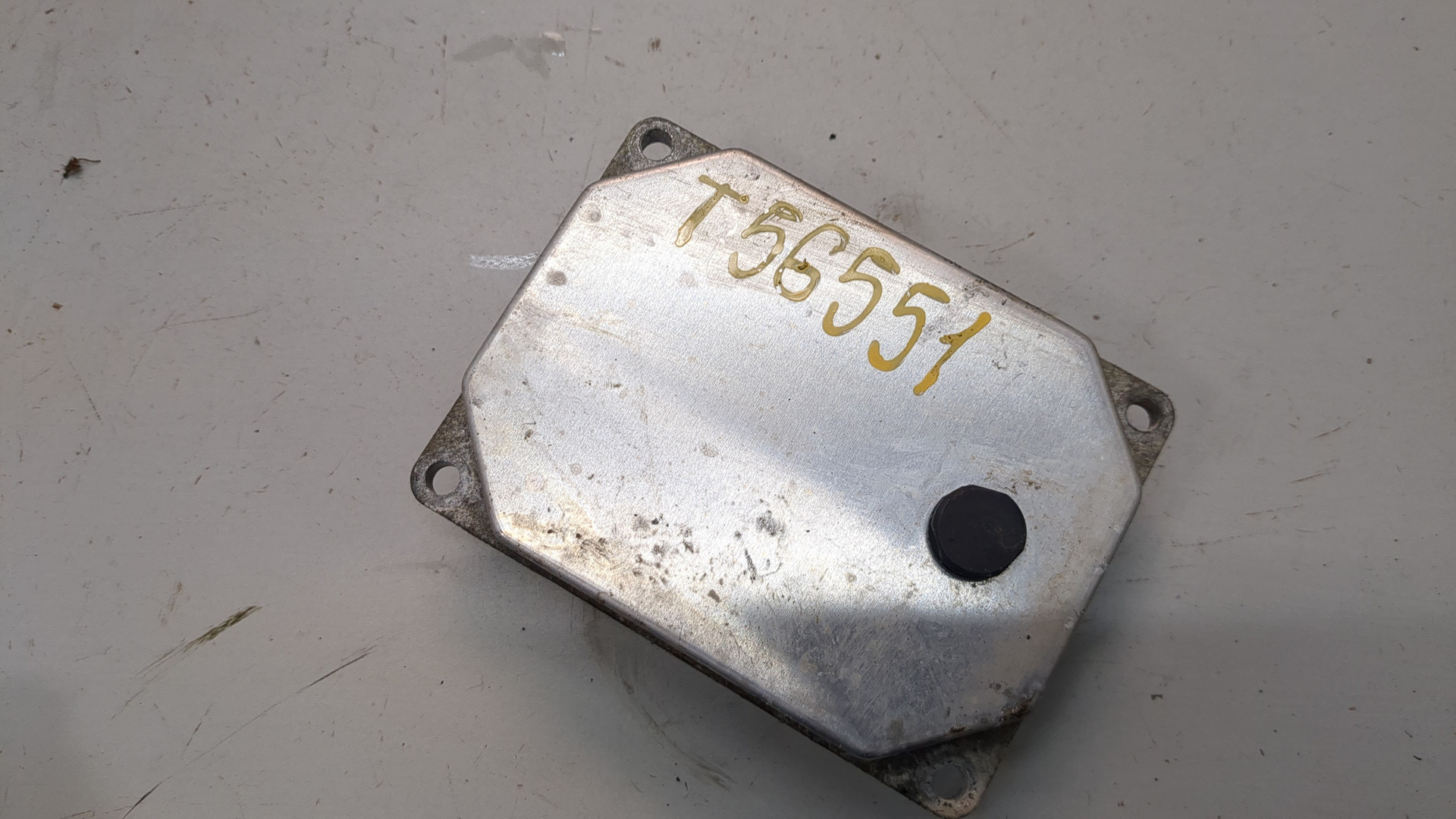 Блок управления двигателем