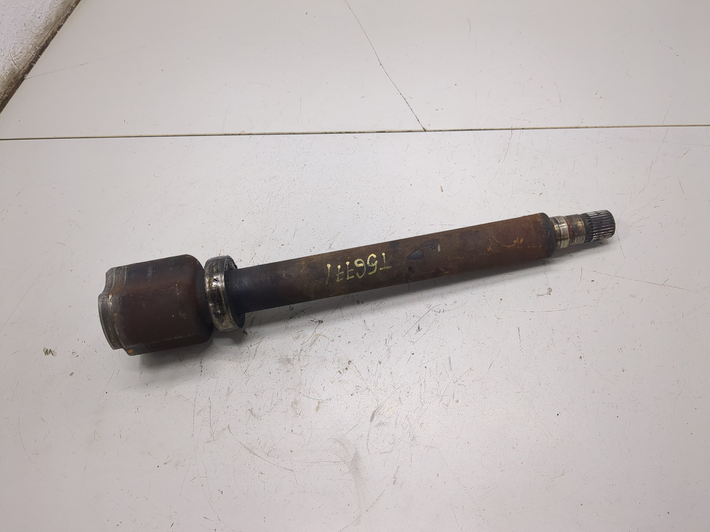 Полуось передняя правая