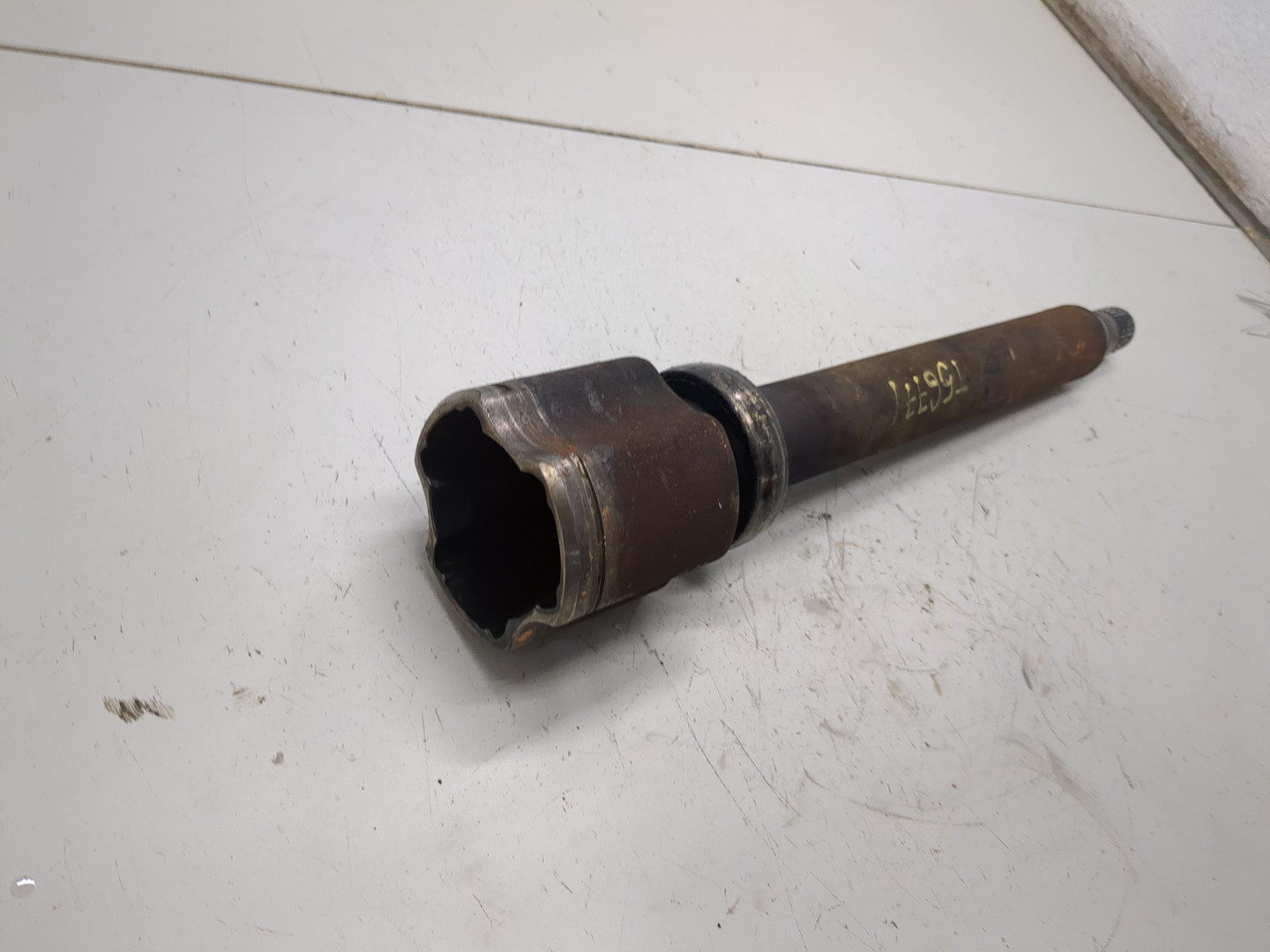 Полуось передняя правая