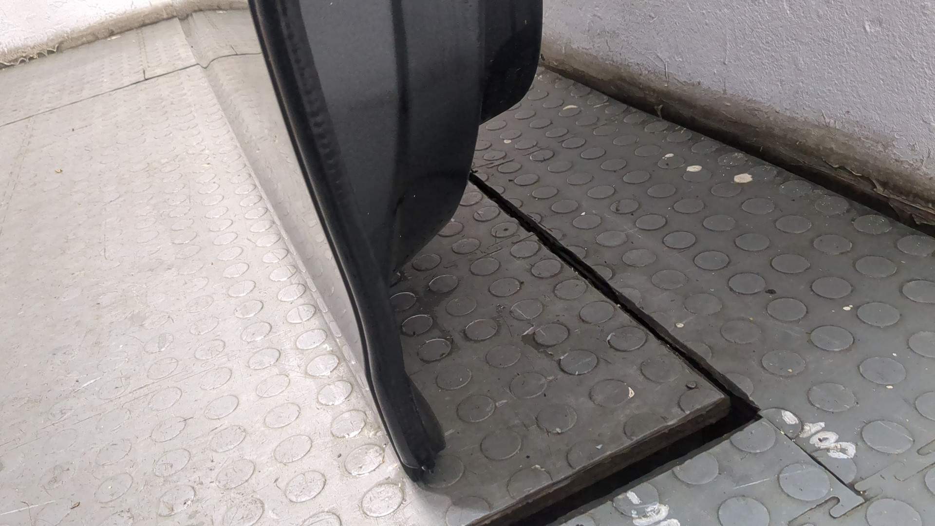 Дверь задняя правая