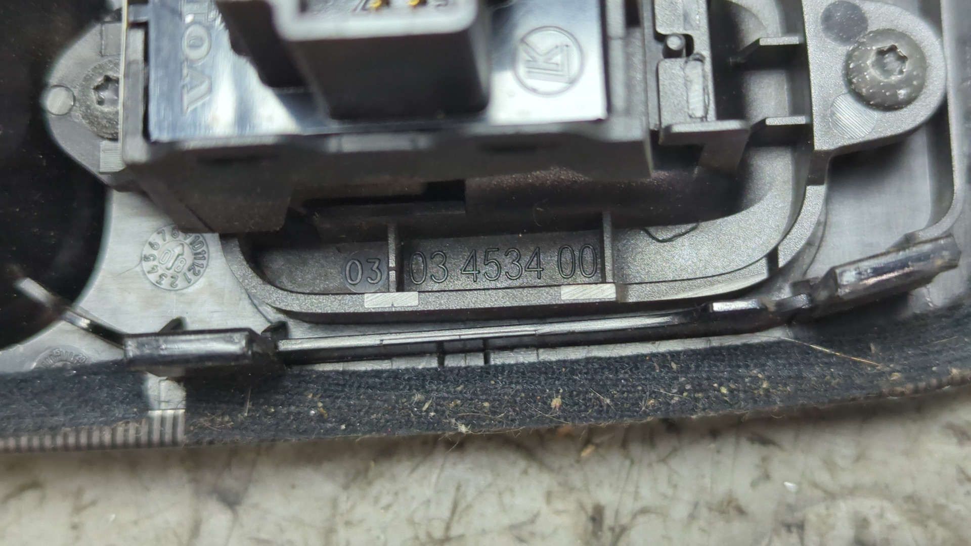 Кнопка стеклоподъемника