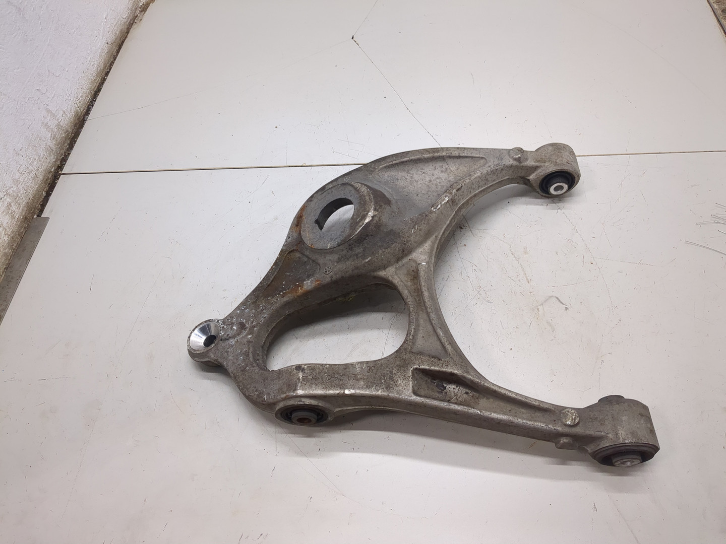 Рычаг задний правый