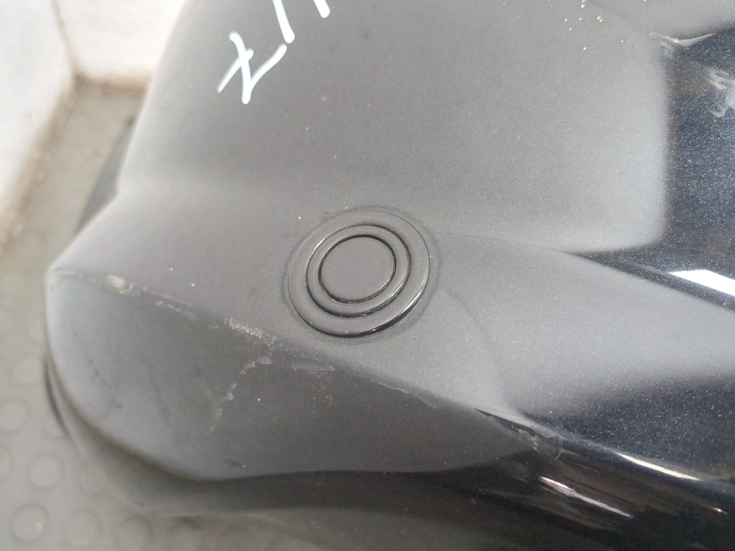 Бампер задний