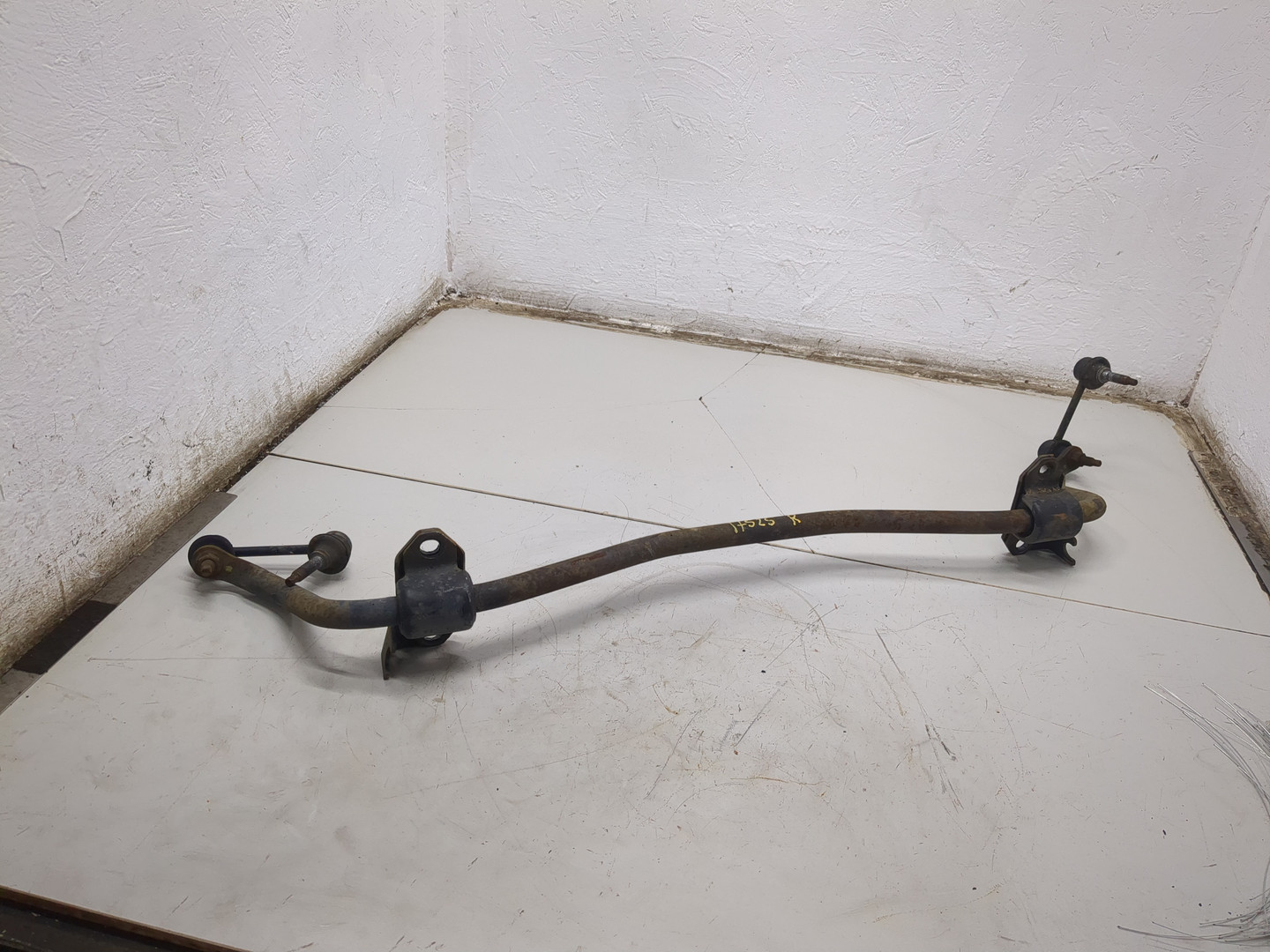 Стабилизатор задний