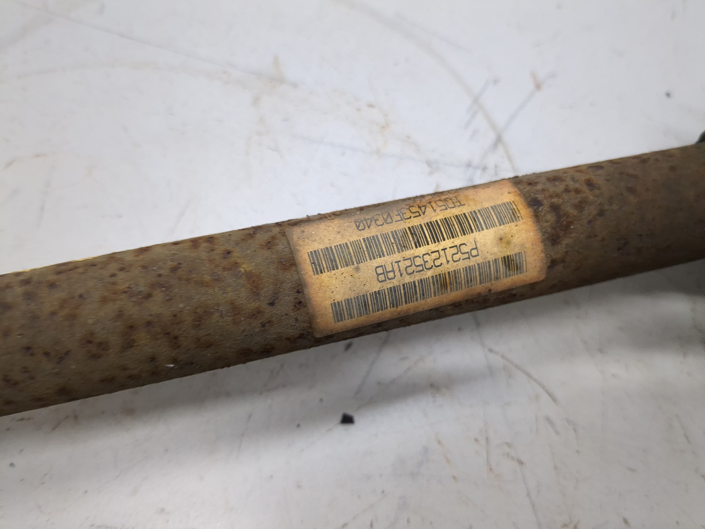 Полуось задняя