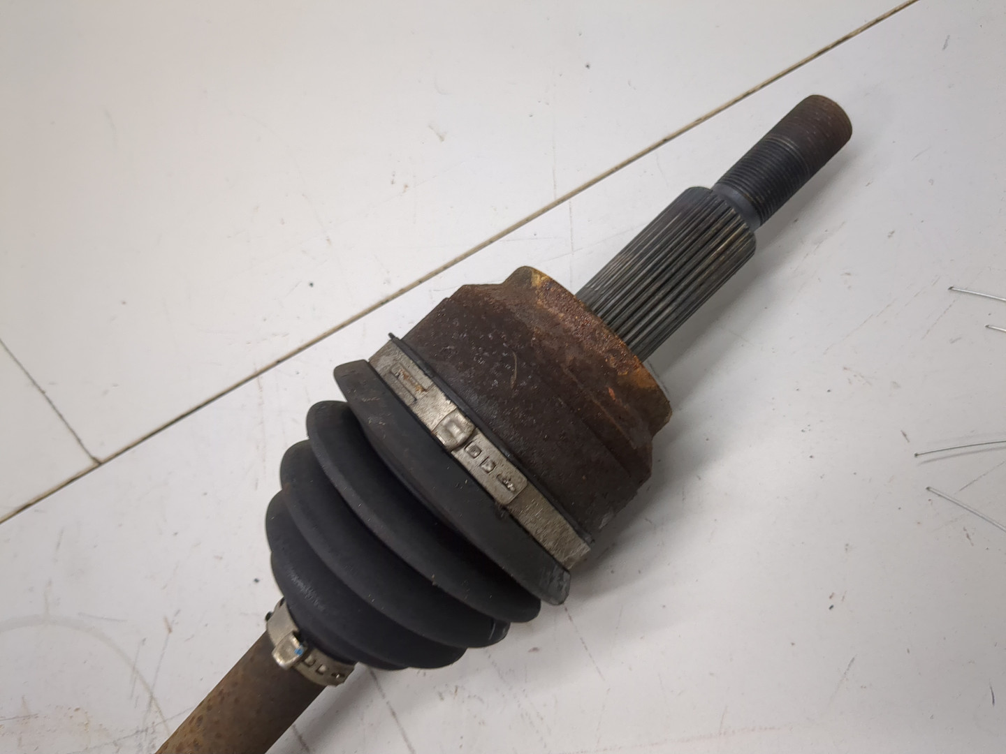 Полуось задняя