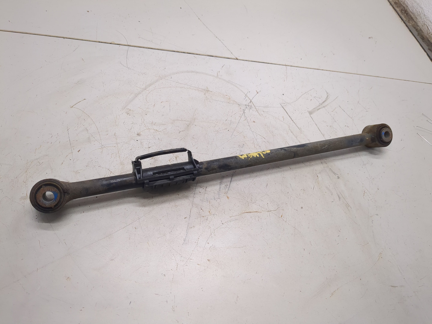 Рычаг задний