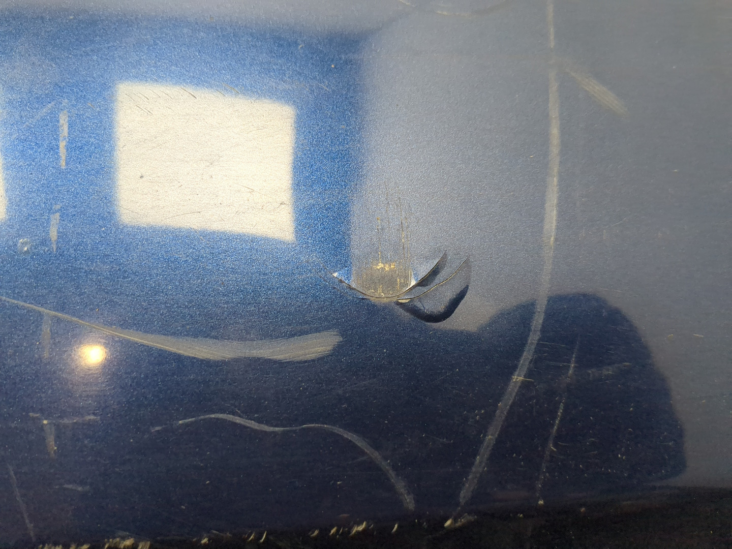 Бампер задний