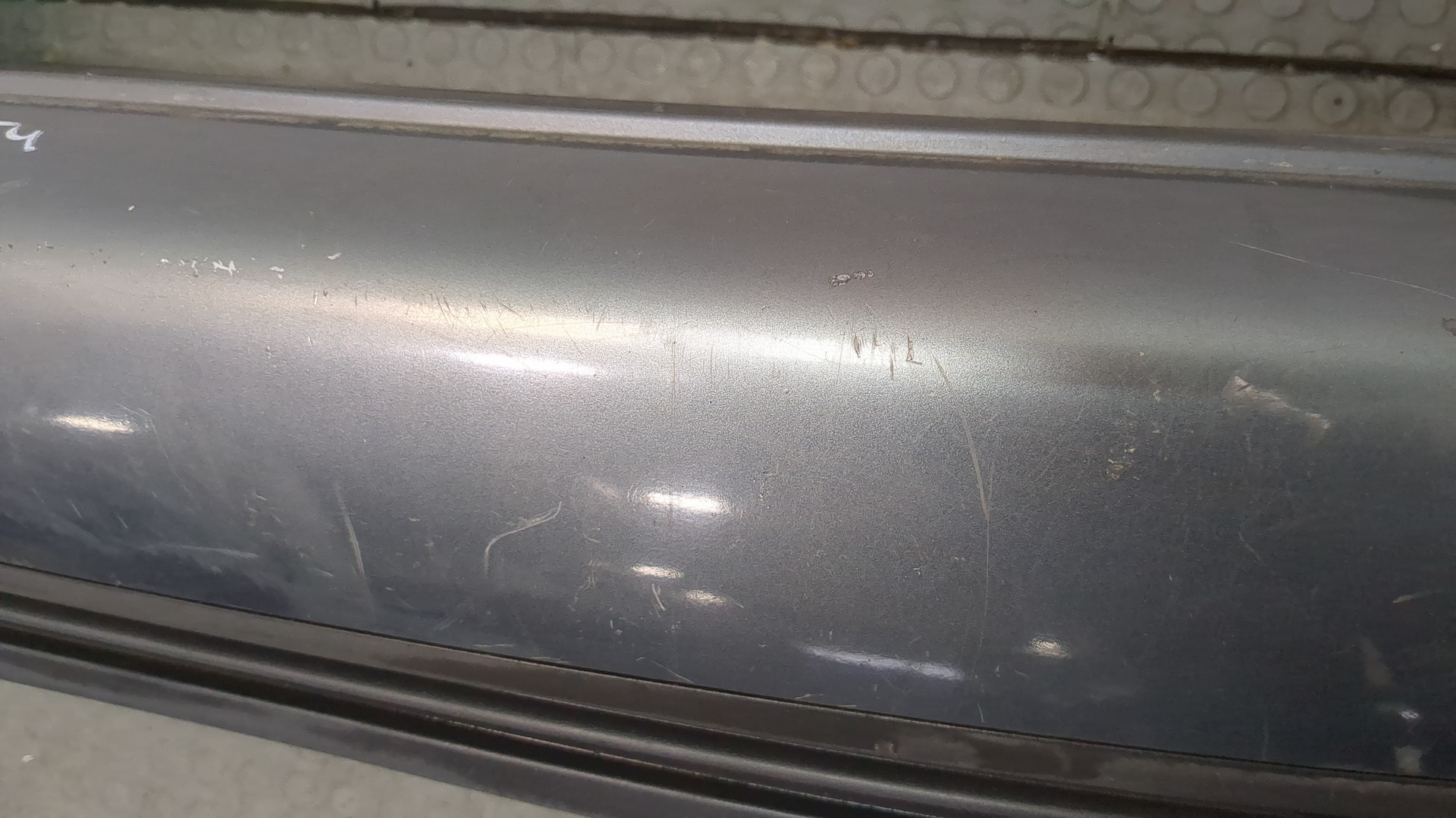 Бампер задний