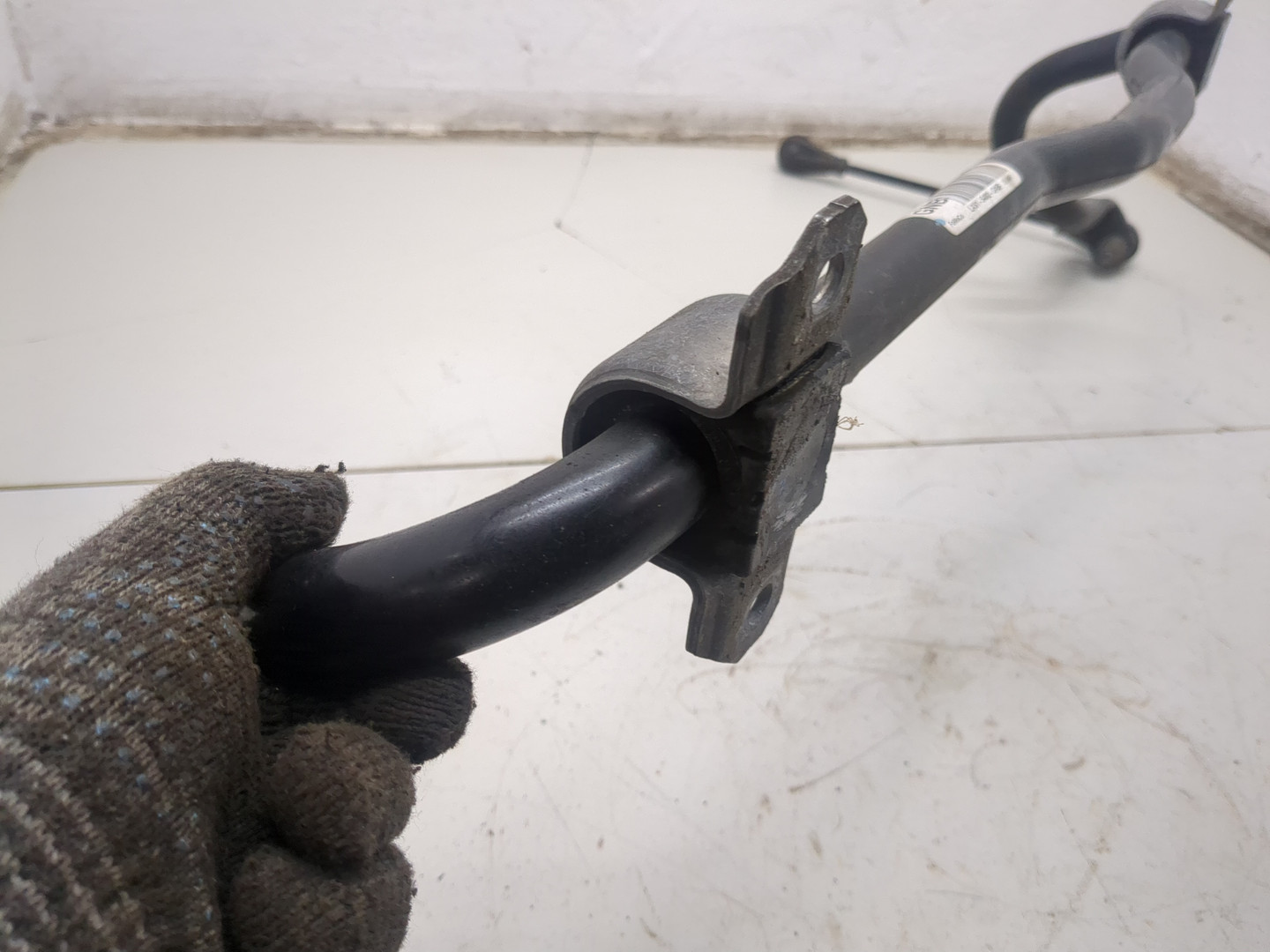 Стабилизатор передний