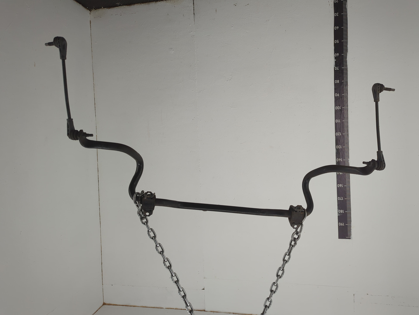 Стабилизатор передний