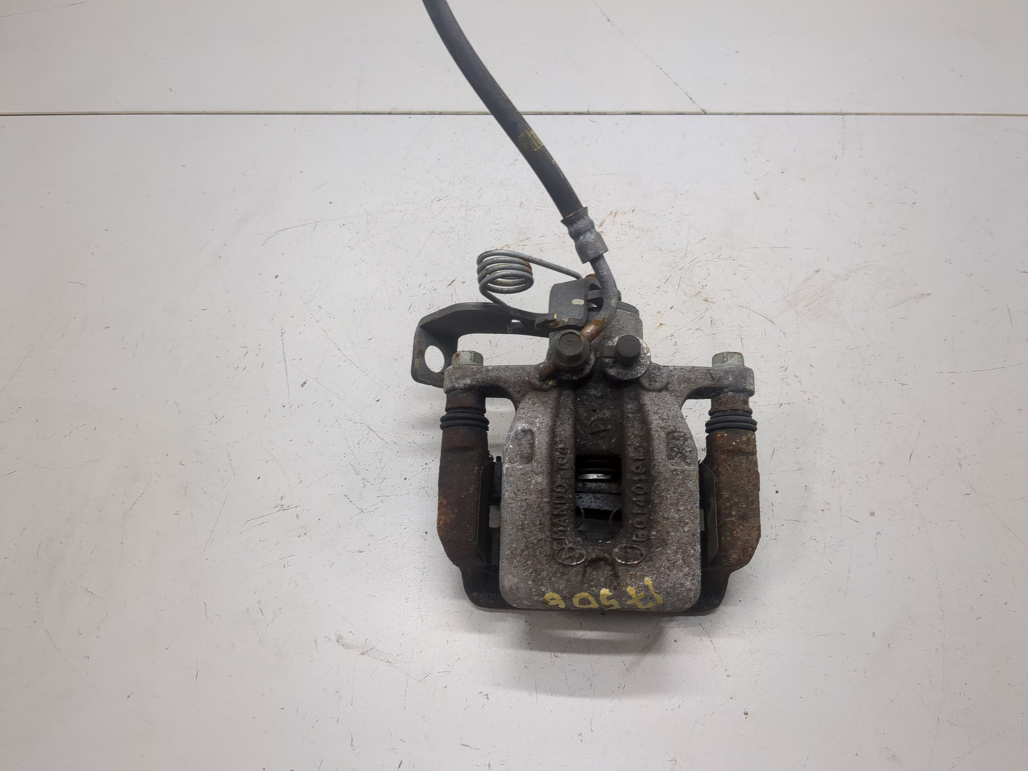 Суппорт задний правый